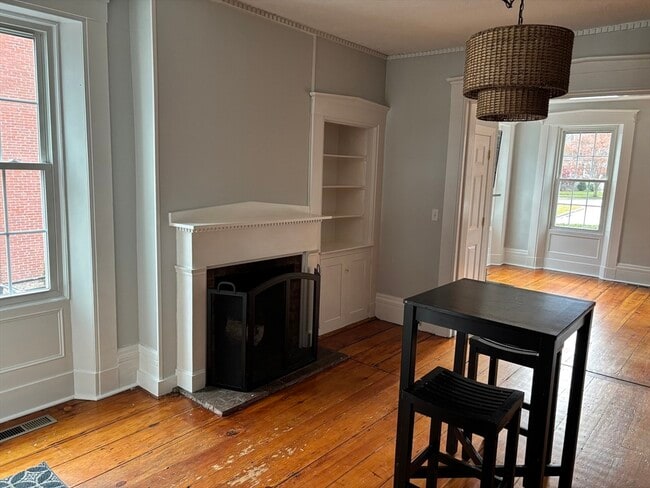 Photo - 126 High St Unit 1