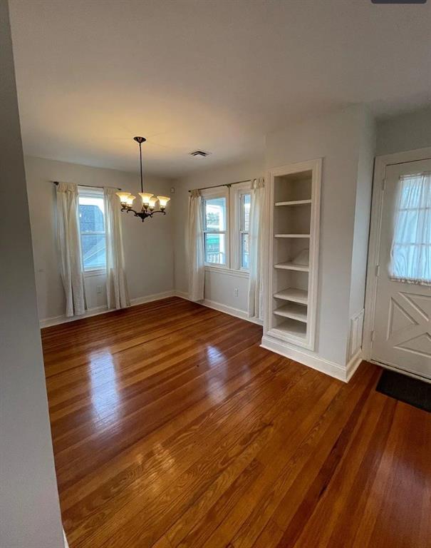 Photo - 230 County Rd