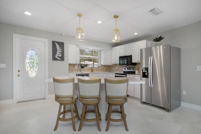 27 Pebble Beach Blvd
