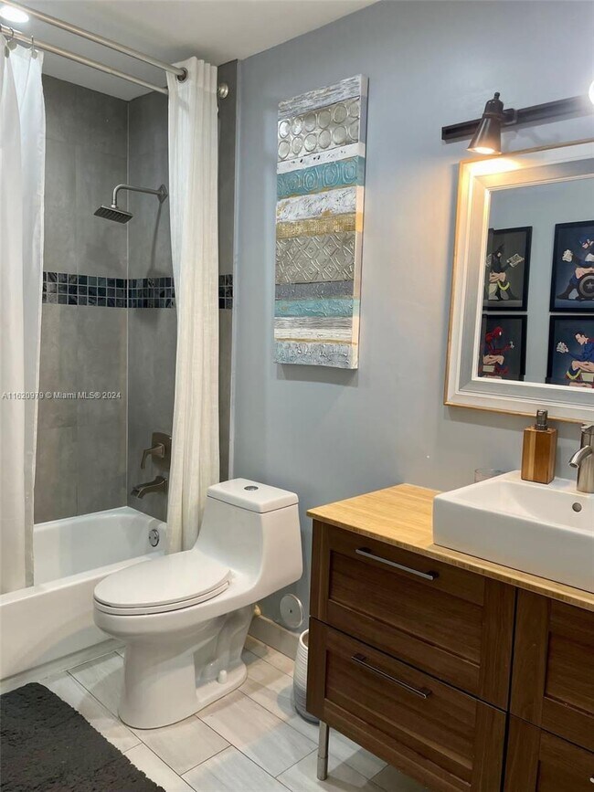 Photo - 9301 SW 165th St