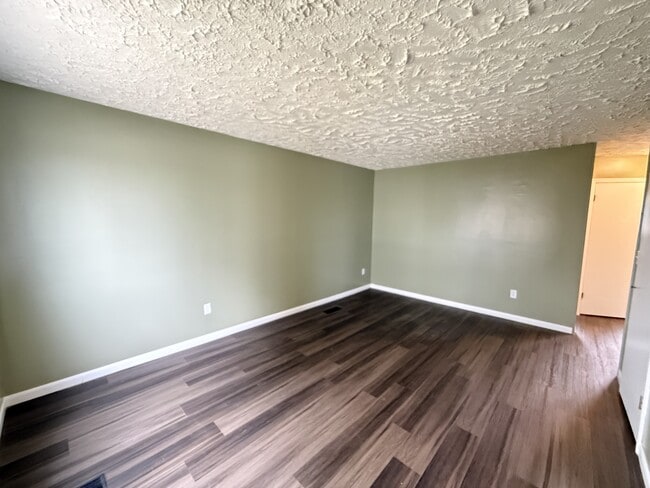 Photo - 122 Hathaway St