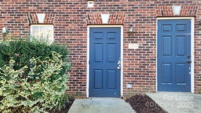 Photo - 110 Steam Engine Dr Unit 204