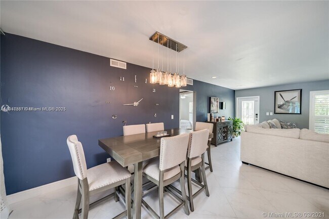 Photo - 1309 Funston St