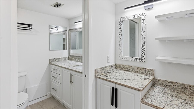 Photo - 23048 Oxford Pl