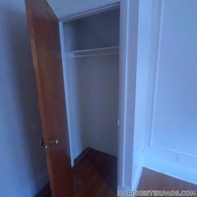 19 Mora St Unit 2