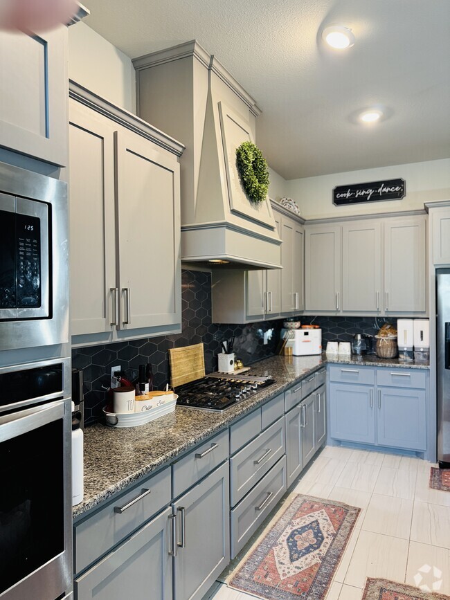 Building Photo - 1221 Horsemint Dr Rental