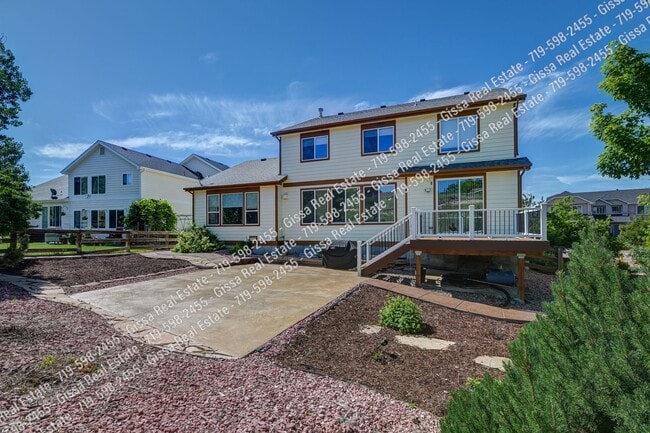 Photo - This beautiful 4 bedroom, 3 1/2 bathroom, ...