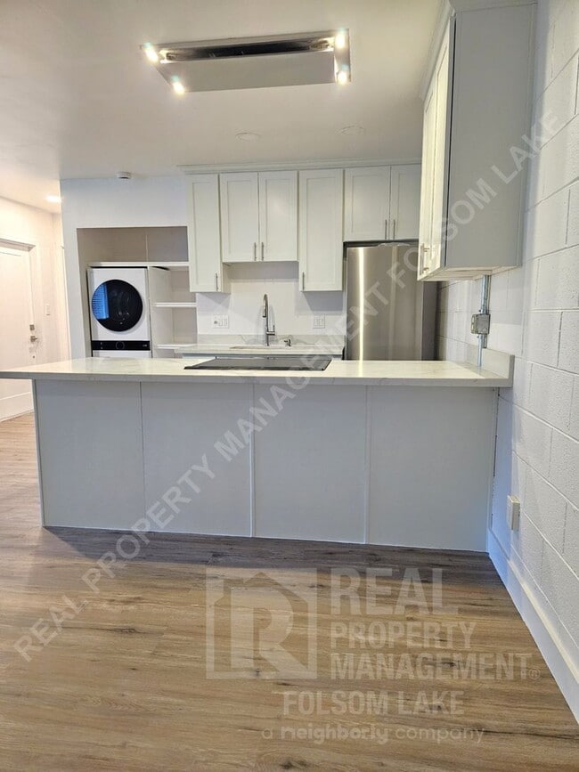 Photo - 3049 Wiltse Rd Unit 3049 1/2-Back