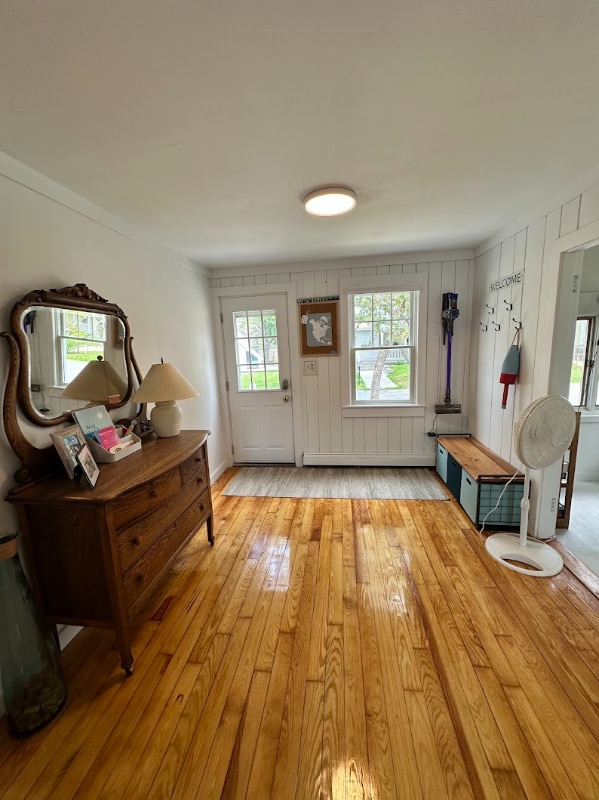 11 Lower Beach Rd