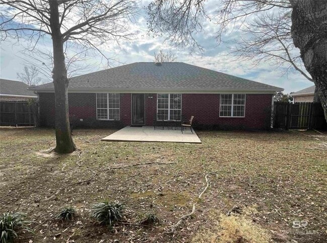 Photo - 124 Oakwood Ave