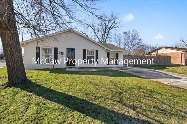 Photo - 2600 Bluebird Ln