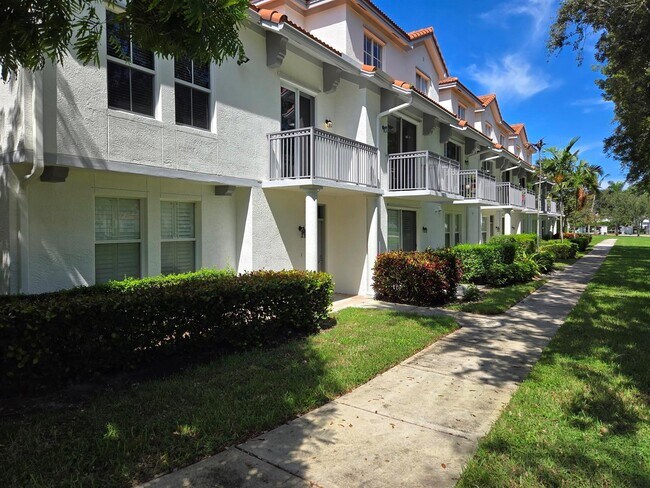 Photo - 2056 Alta Meadows Ln