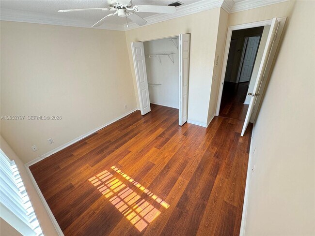 Photo - 7129 Crescent Creek Pl