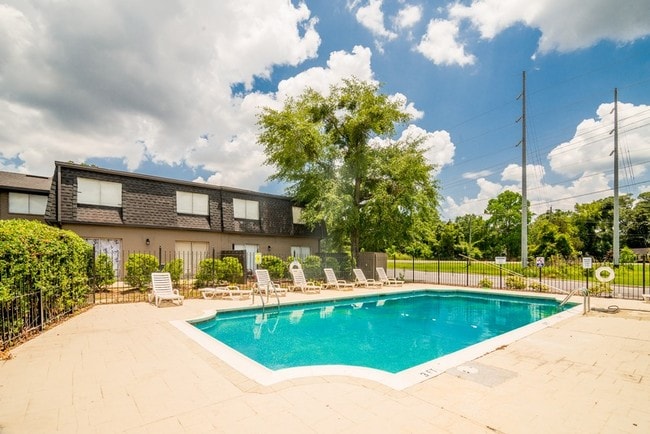 Photo - Barrington Park Apartments