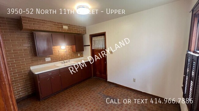 Photo - 3950-52 North 11th Street-Upper Unit Upper