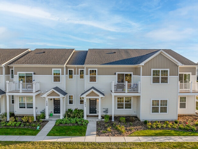 Building Photo - 123 Kingsport Dr