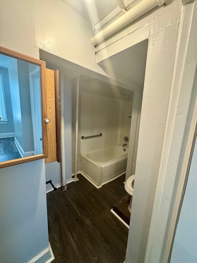 Photo - 2714 May St Unit 1