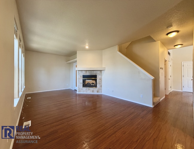 Photo - Spacious 4BR/2.5BA Beaverton Home with 3-Car Garage and Covered Deck