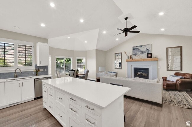 Photo - Beautifully Updated Canyon Oaks Executive Home with Stunning Views