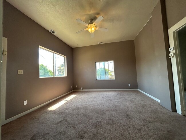 Photo - 3 Bedroom 1 Bathroom Single-Story