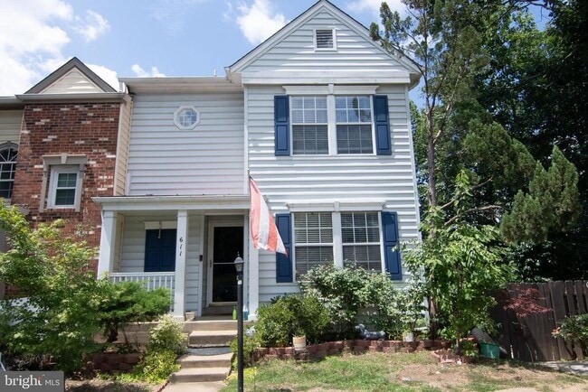 Building Photo - 611 Wind Ridge Dr Rental