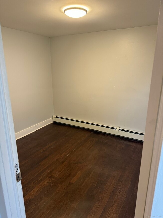 Photo - 94 W Main St