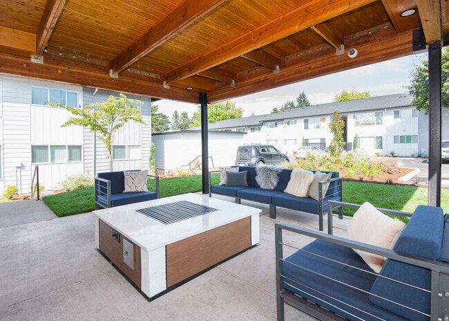 Building Photo - The Groves Rental