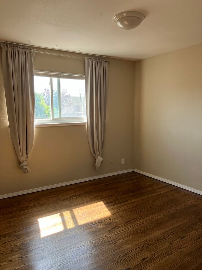 Photo - 945 40th St Unidad D