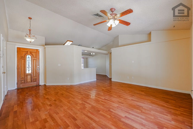 Photo - 5727 W Villa Maria Dr