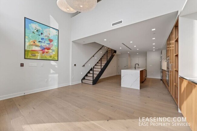 Photo - 1332 8th St NW