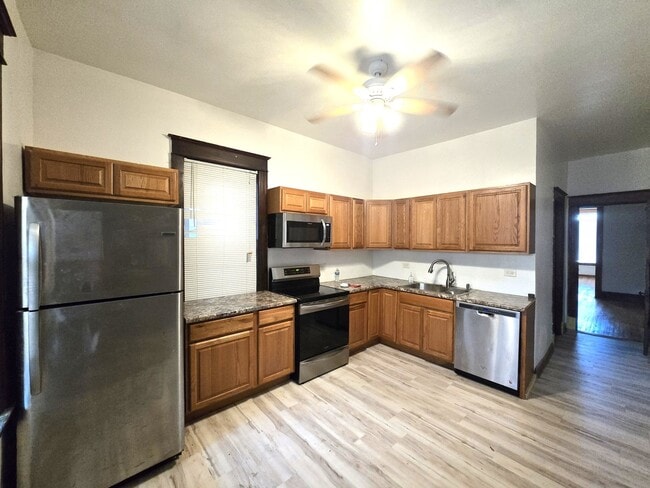 Photo - 6339 S Eberhart Ave Unit 1