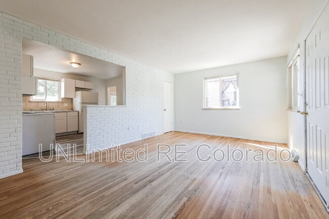 Photo - 1014 N Raleigh St