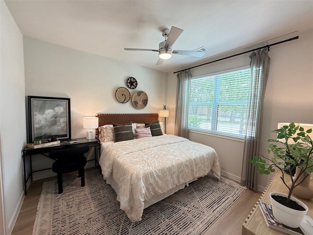 Photo - 1610 Campbell Rd