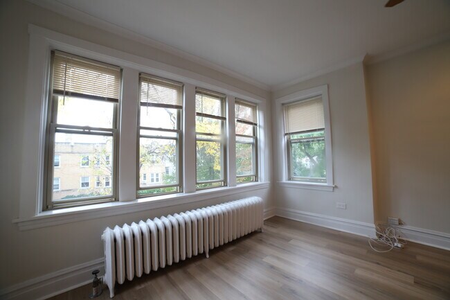 Photo - 3733 N Christiana Ave