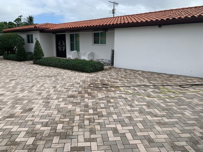 Photo - 7780 SW 28th St