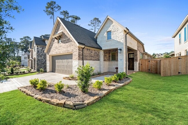 325 Mallorn Ln