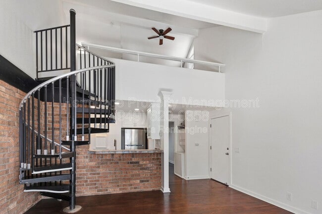 Photo - 381 Orange Blossom