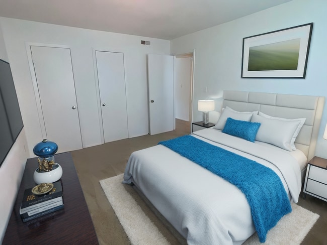 Photo - Webster Court Apartments