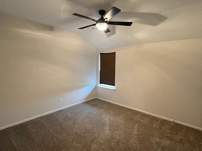 500 SE Laurel Dr