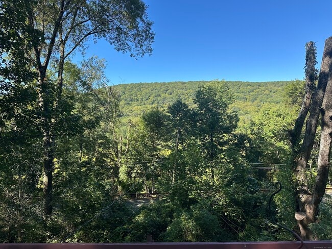 Photo - 404 Nettleton Hollow Rd