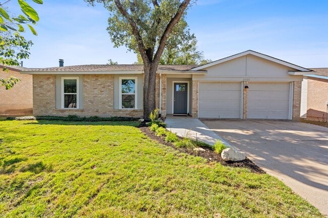 Building Photo - 3930 Leafield Dr