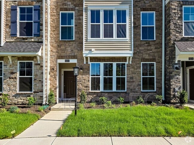 Building Photo - 9236 Magellan Pkwy Rental