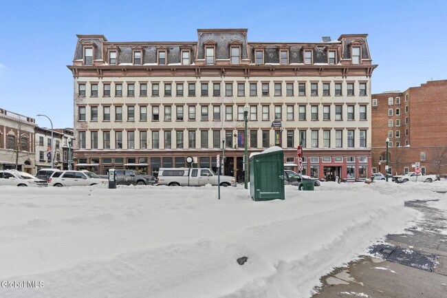 Photo - 5 Broadway Unidad 308