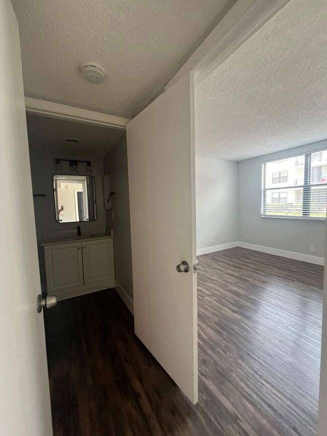 Photo - TWO BEDROOM TWO BATHROOM! WATERFRONT COMMUNITY Unit 14