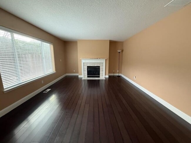 Photo - 4542 NW Continental Pl