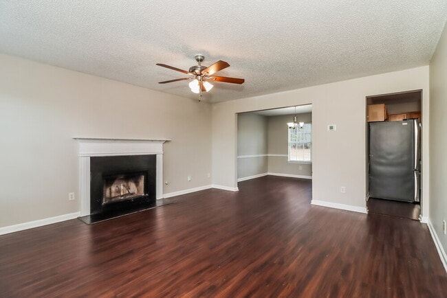 Photo - 108 Glendale Blvd House