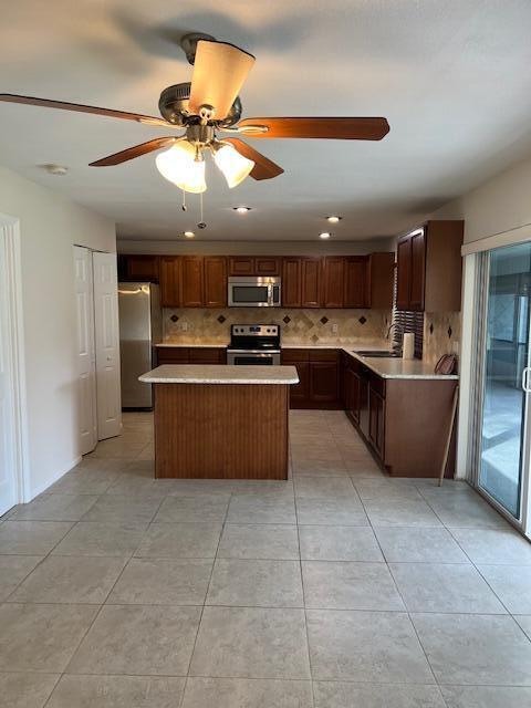 Photo - 153 Meadowlark Dr