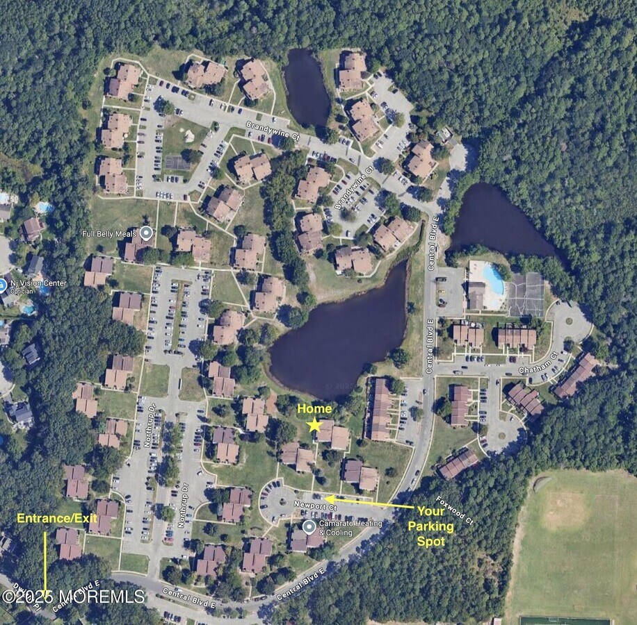 Photo - 27 Newport Ct Unidad 239