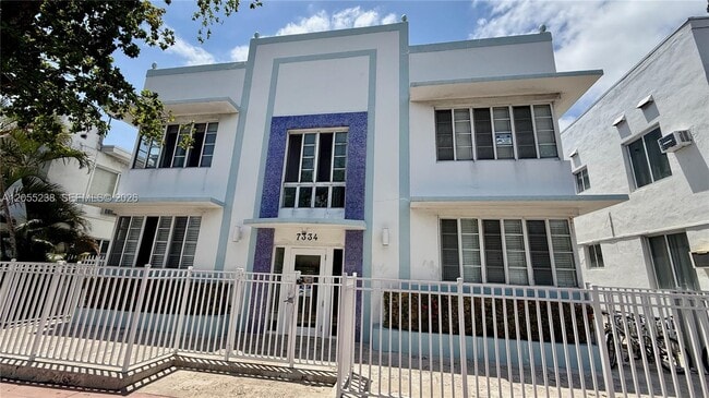 Building Photo - 7334 Harding Ave Unit 3