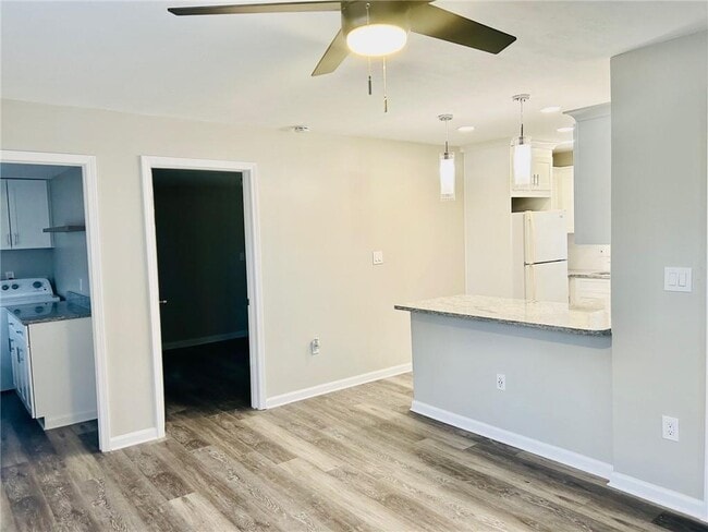 Photo - 2961 Stone Mountain St